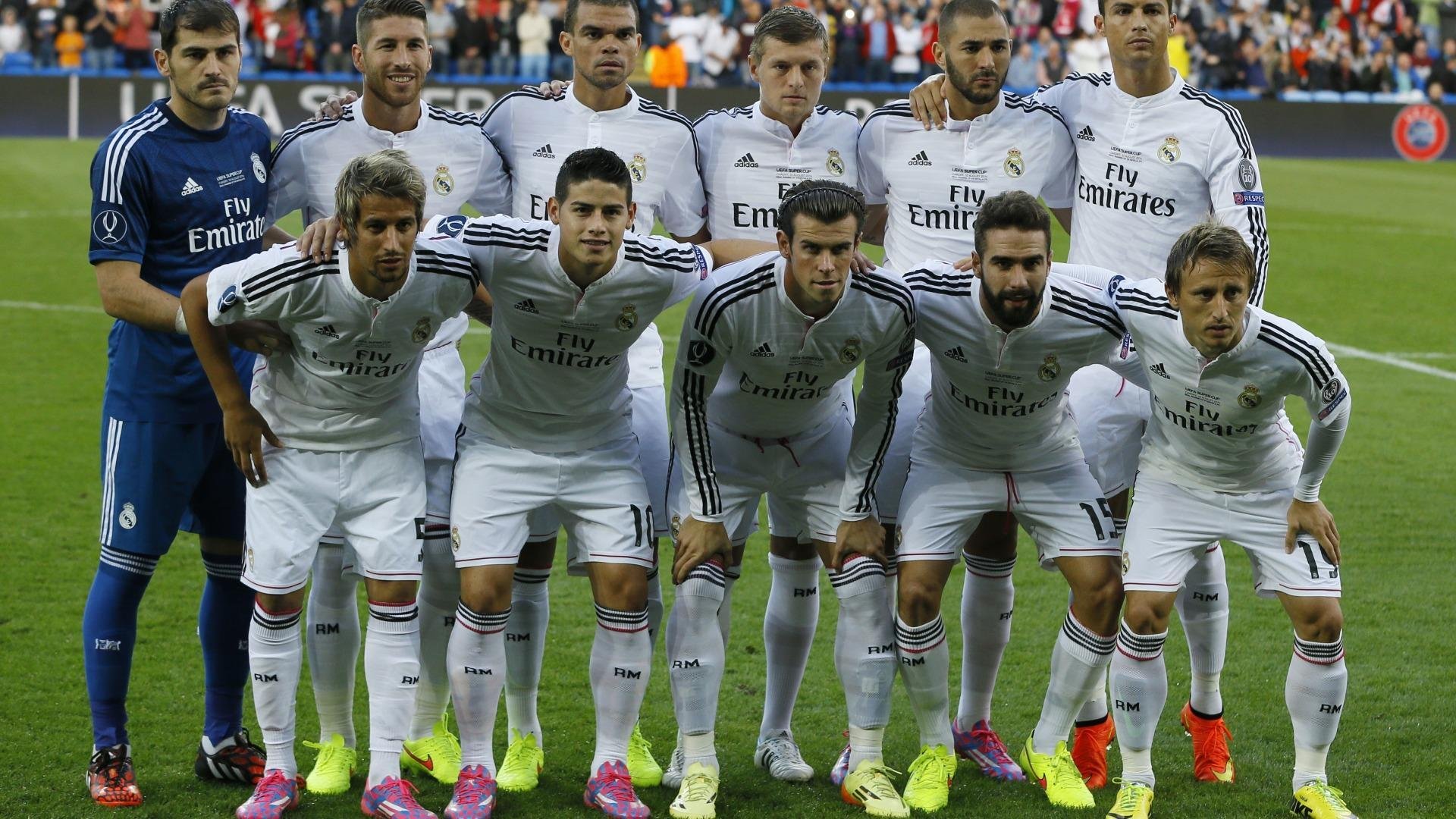 球队阵容调整及比赛策略深度解析，球队分配