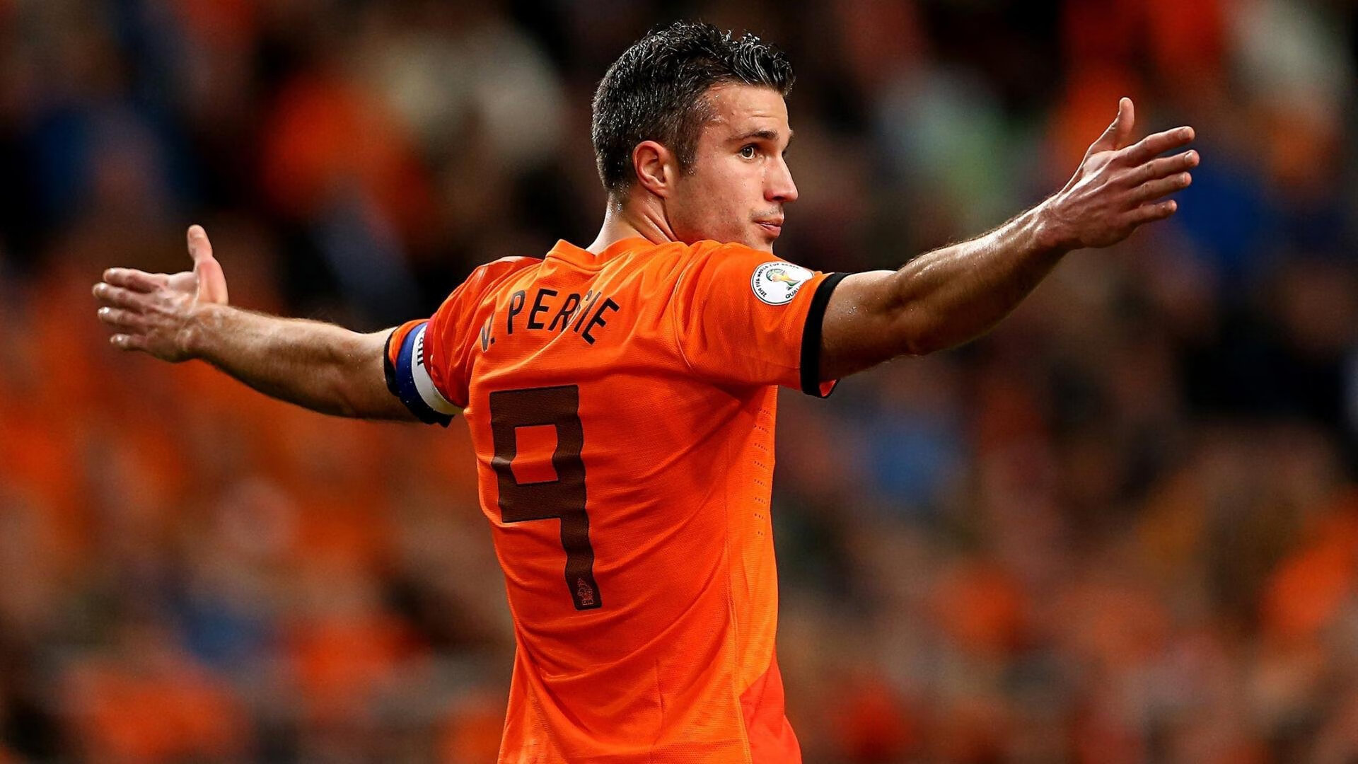 绝代双骄PK凯恩,金球奖三锋争霸,亚马尔和维尼修斯出局